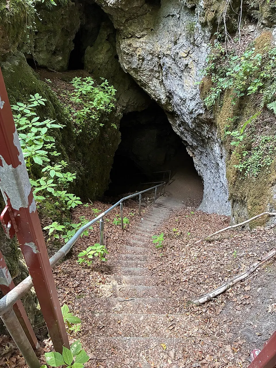 Arndthöhle bei Attenzell