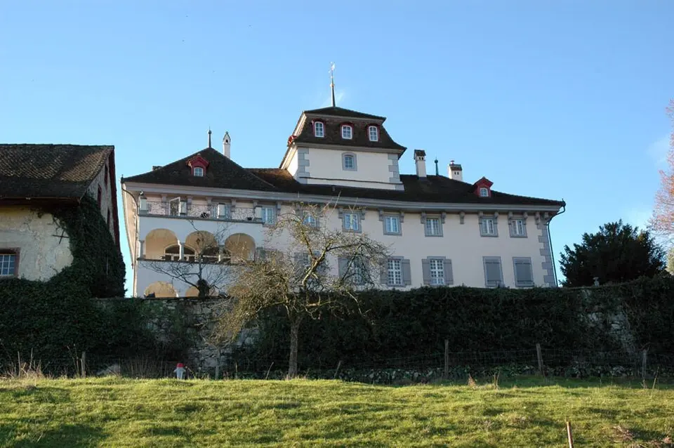 Schloss mit Kapelle