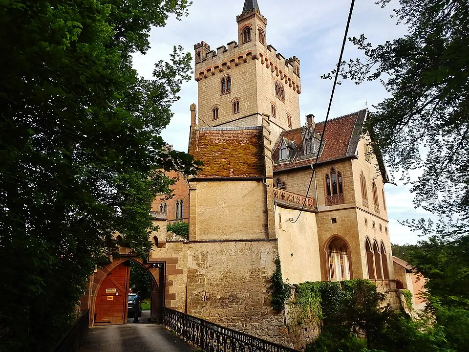 Slika: qwesy qwesy · CC BY 3.0 Schloss Hohenmühringen