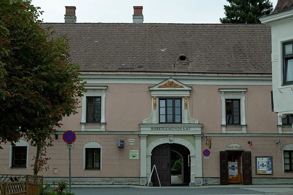 Gemeindeamt, ehem. Schloss