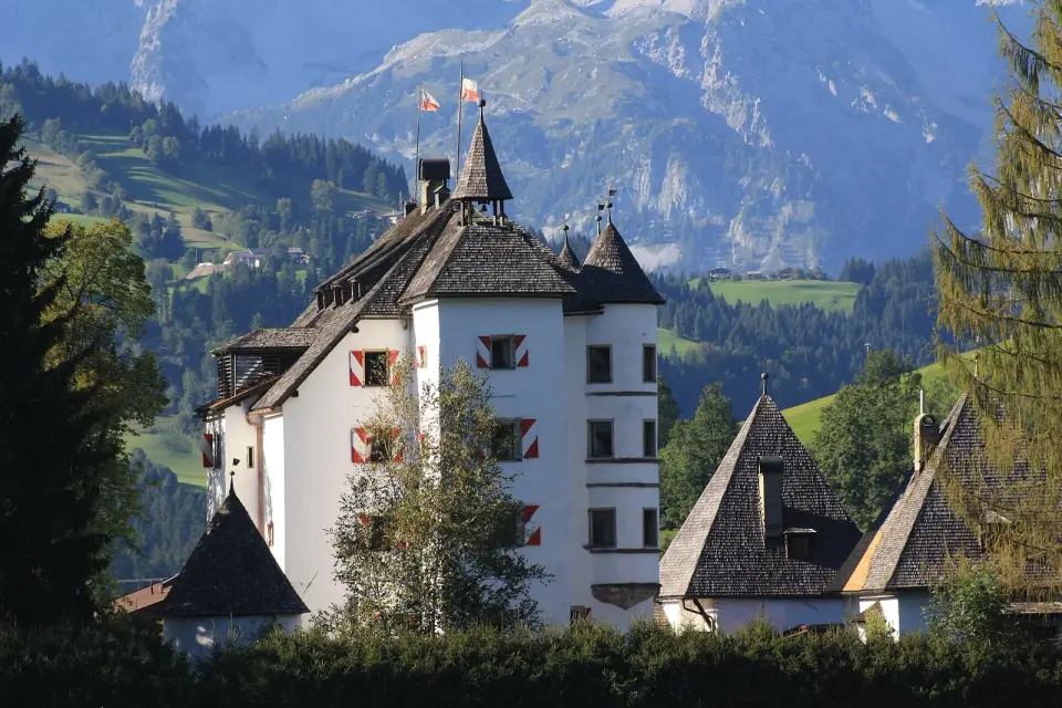 Image: Beate Hefler · CC BY-SA 3.0 AT Schloss Münichau
