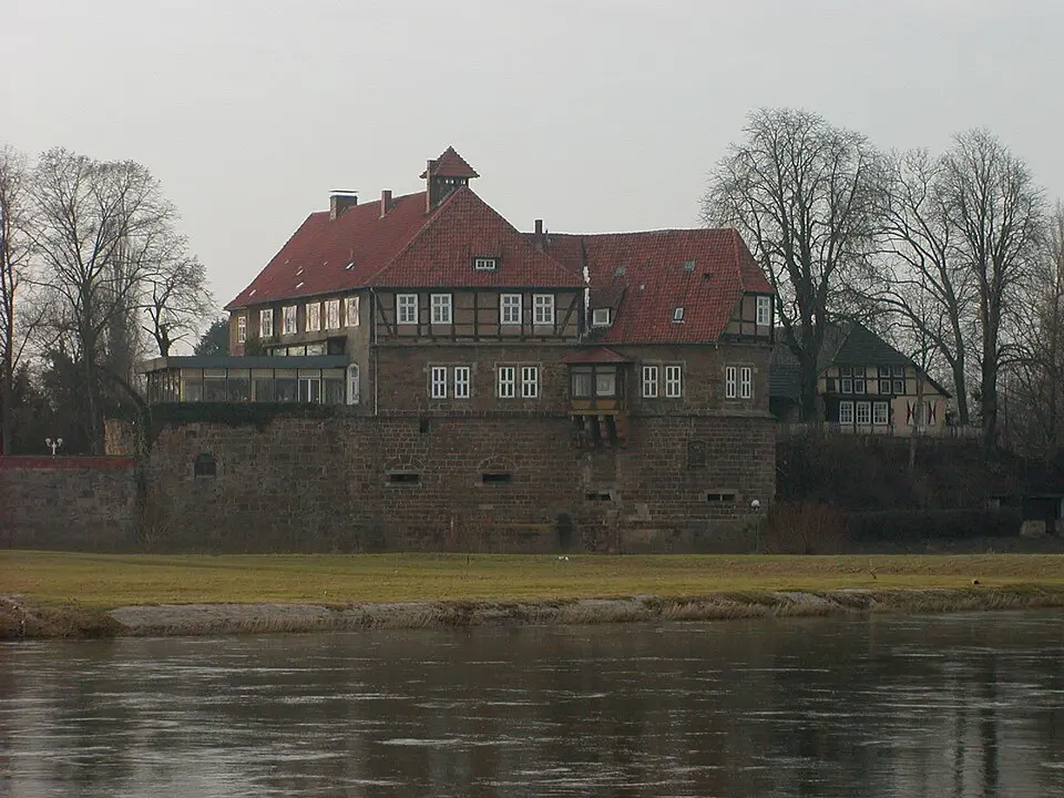 Slika: Ingo2802 · CC BY-SA 3.0 Schloss Petershagen