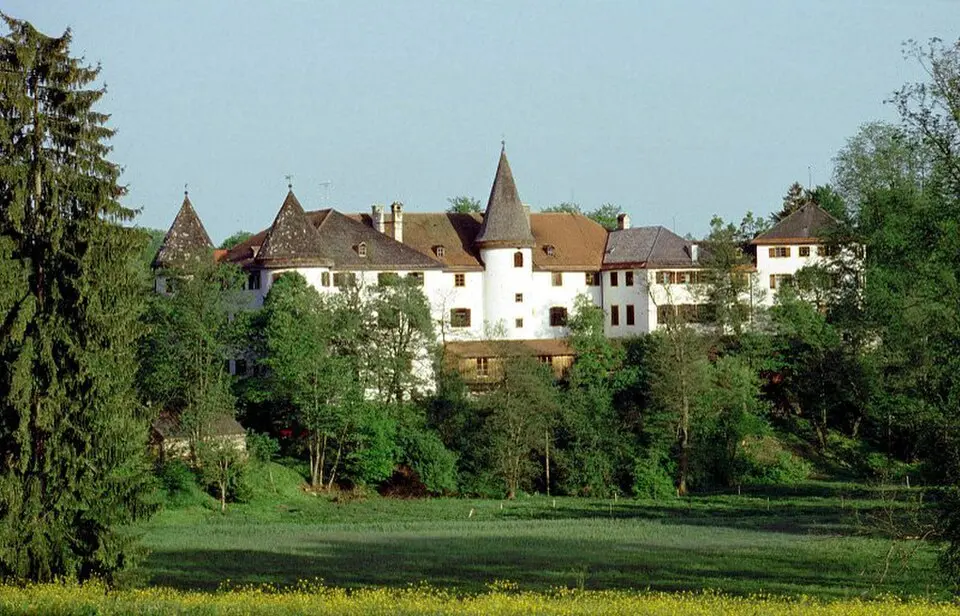 Kép: Max-Rill-Schule · CC BY-SA 3.0 Schloss Reichersbeuern