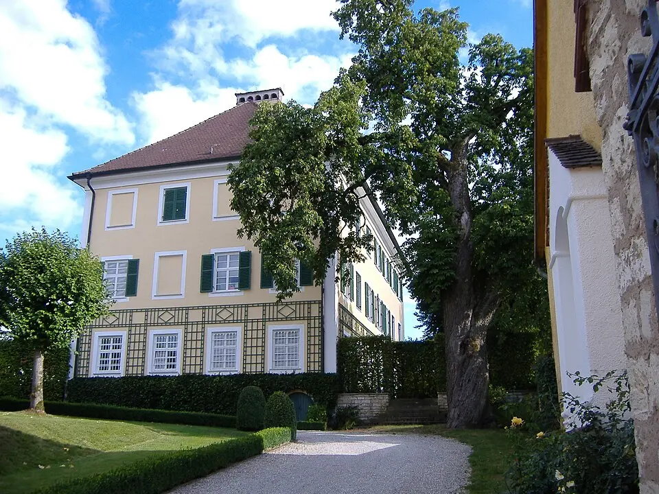 Obrázok: Manfi. B. · CC BY-SA 3.0 Schloss Tagmersheim