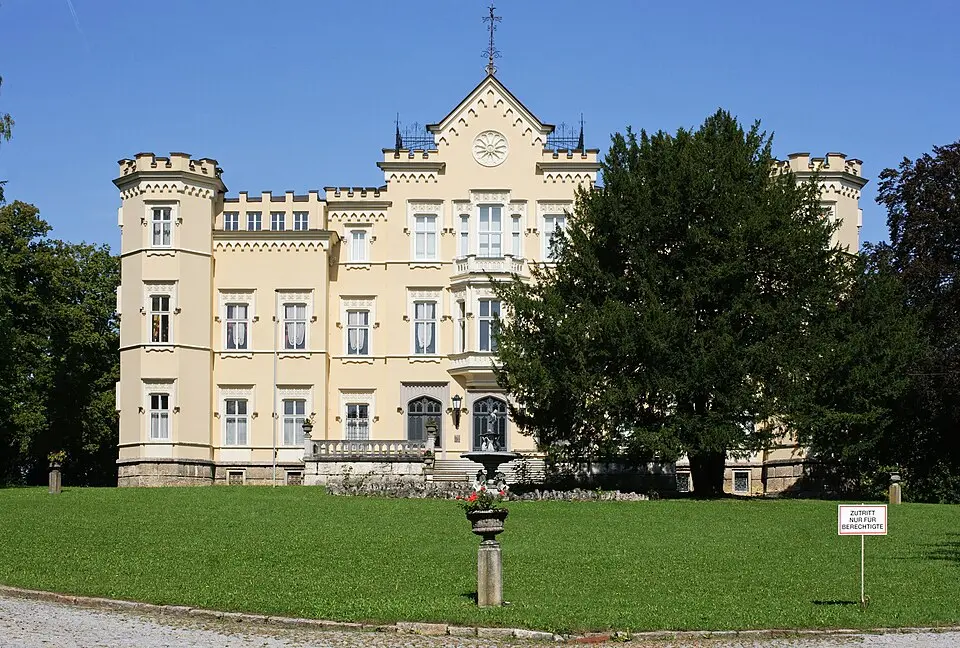 Bild: Christoph Waghubinger (Lewenstein) · CC BY-SA 3.0 AT Schloss Voglsang