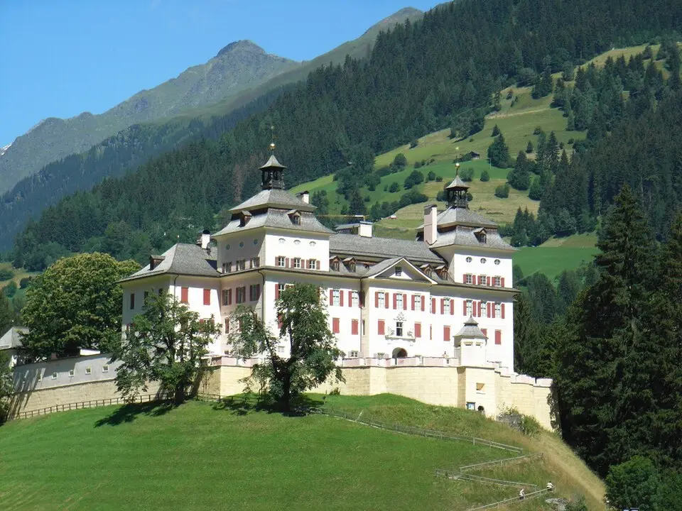 Castel Wolfsthurn