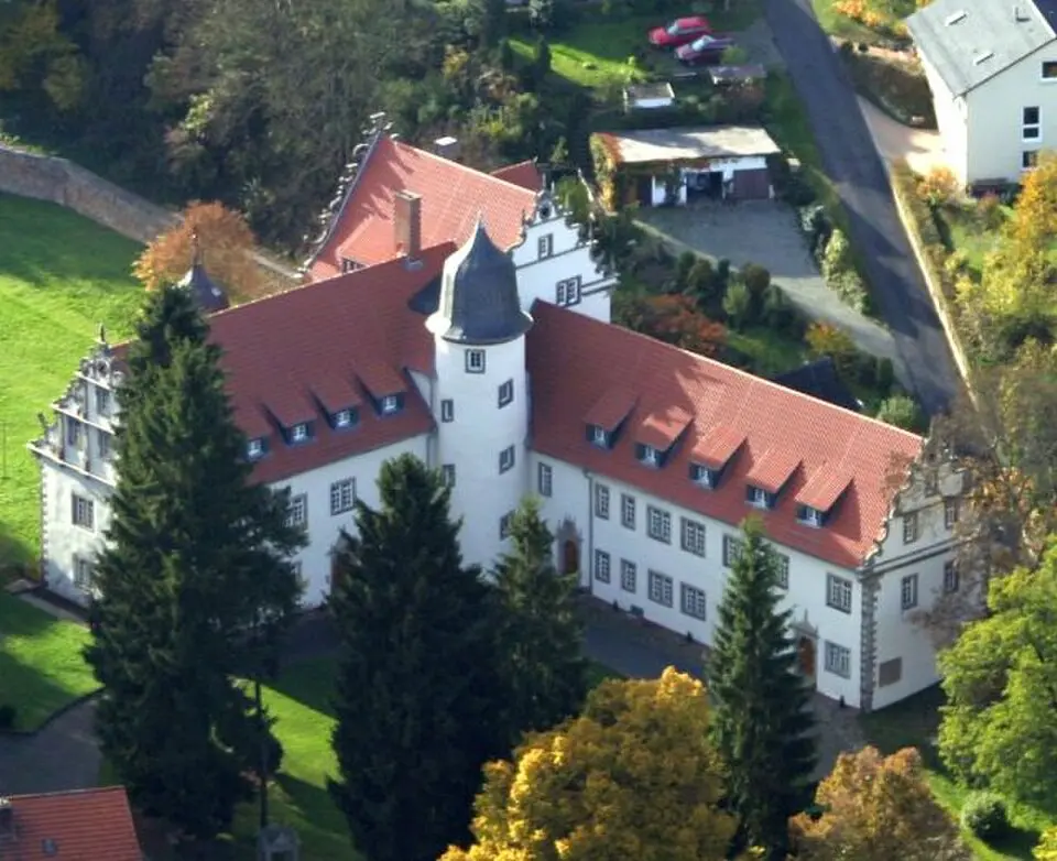 Uploaded by: Schenck1~commonswiki · CC BY-SA 3.0 Schloss Buchenau