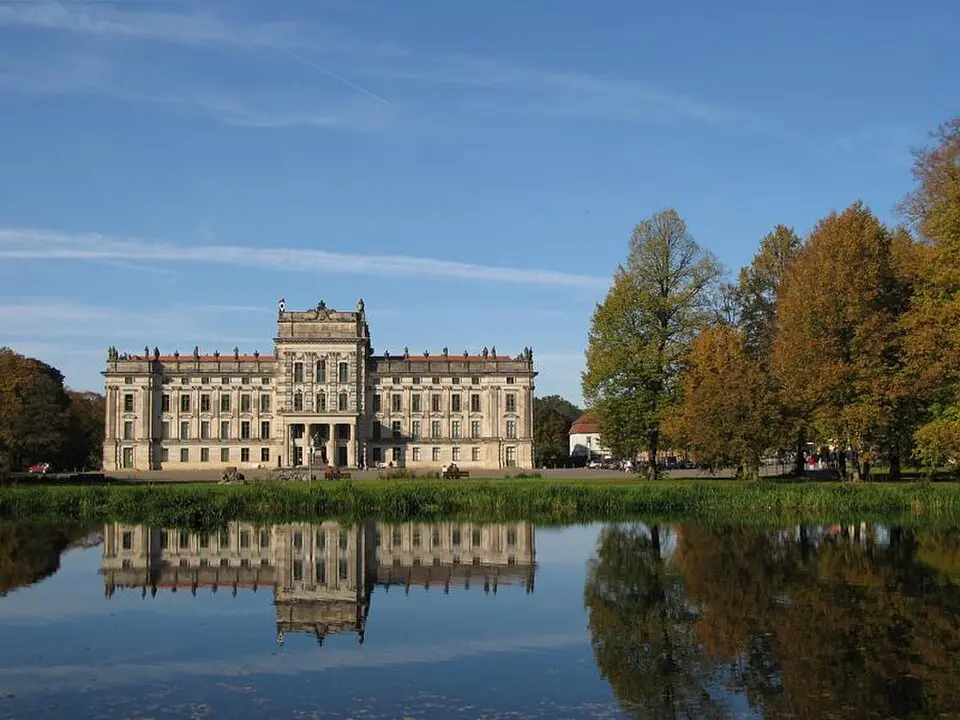 Obrázek: Frank Maahs · CC BY-SA 3.0 Schloss Ludwigslust
