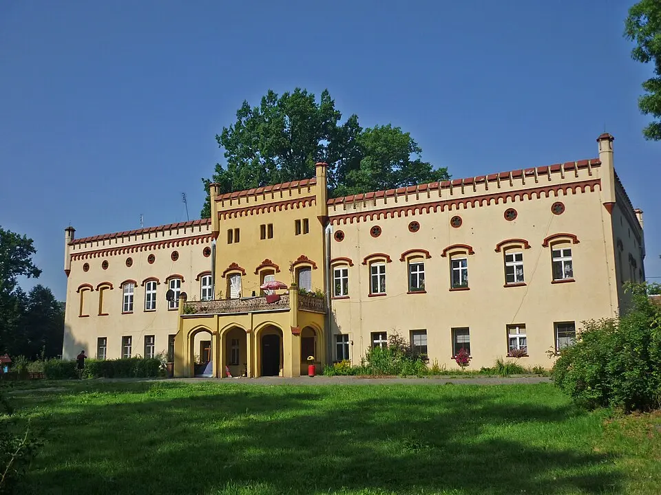 pałac w Zarębie