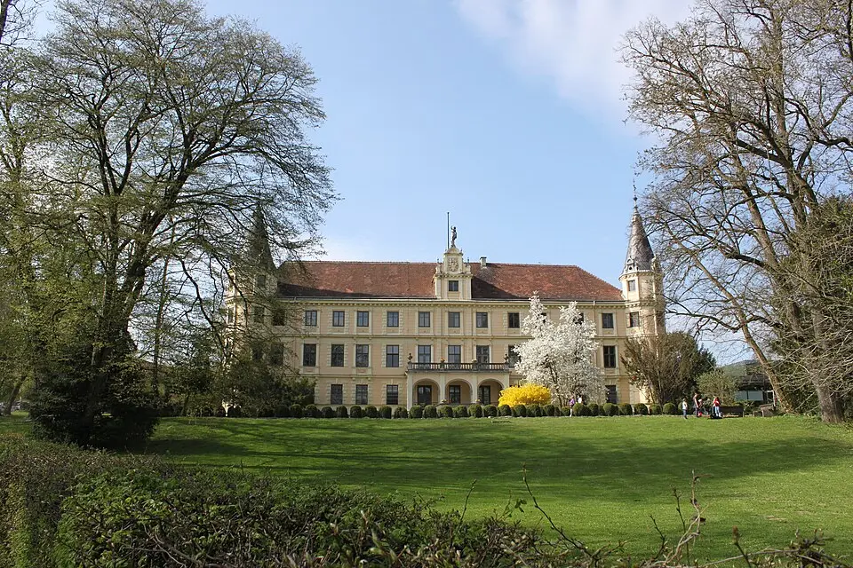 Bildungshaus Schloss Puchberg