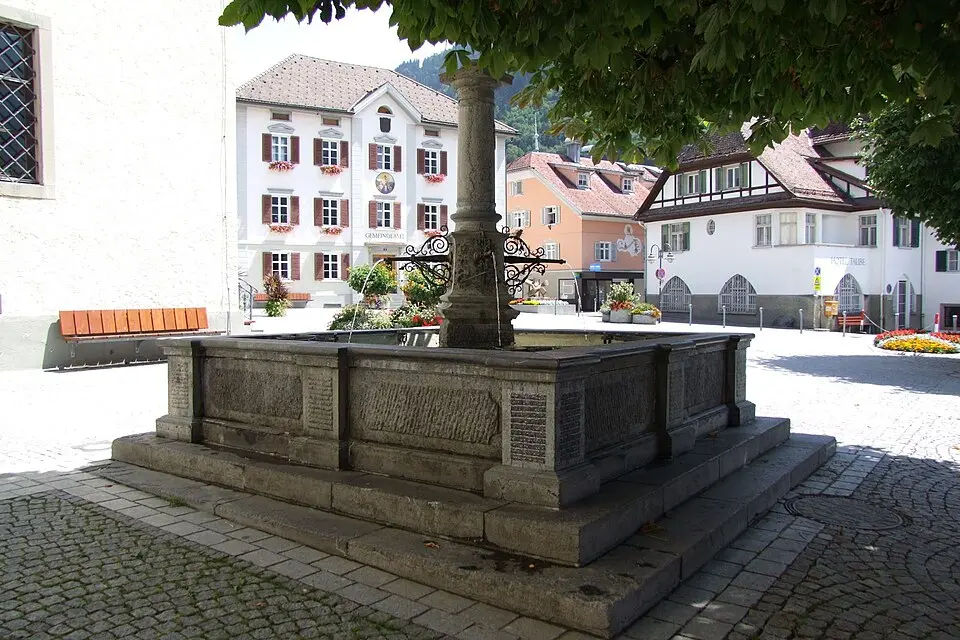 Brunnen