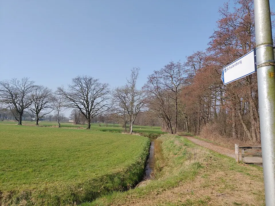 Image: Gewild · CC0 Middeleeuwse vluchtburcht