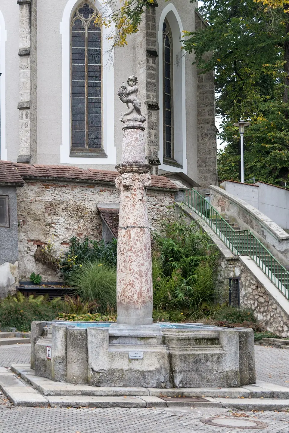Obrázok: Isiwal · CC BY-SA 3.0 AT Ehem. Stadtbrunnen