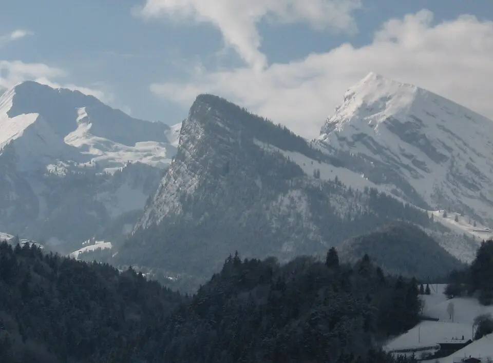 Bild: Caumasee at de.wikipedia · Public domain Wiriehorn