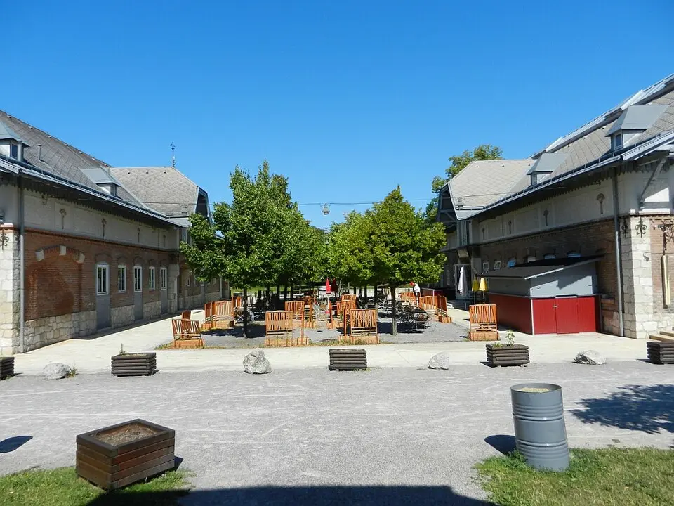 Bild: Waerfelu · CC BY 3.0 Gutshof/Meierhof (herrschaftlich)