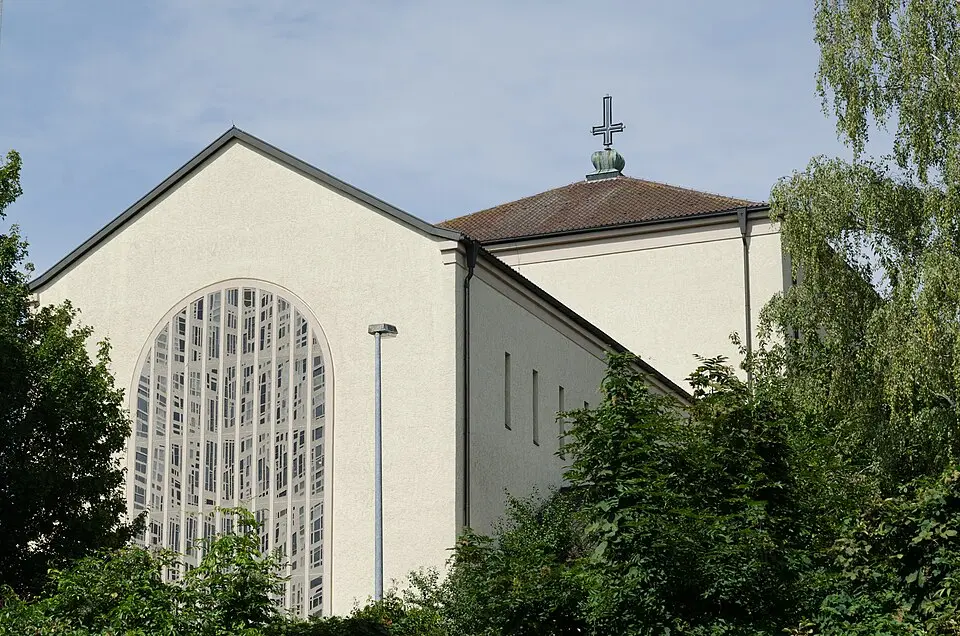 Katholische Pfarr- und ehemalige Franziskanerklosterkirche St. Anton