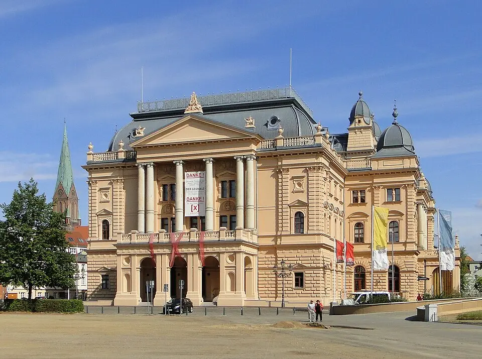 Mecklenburg State Theatre