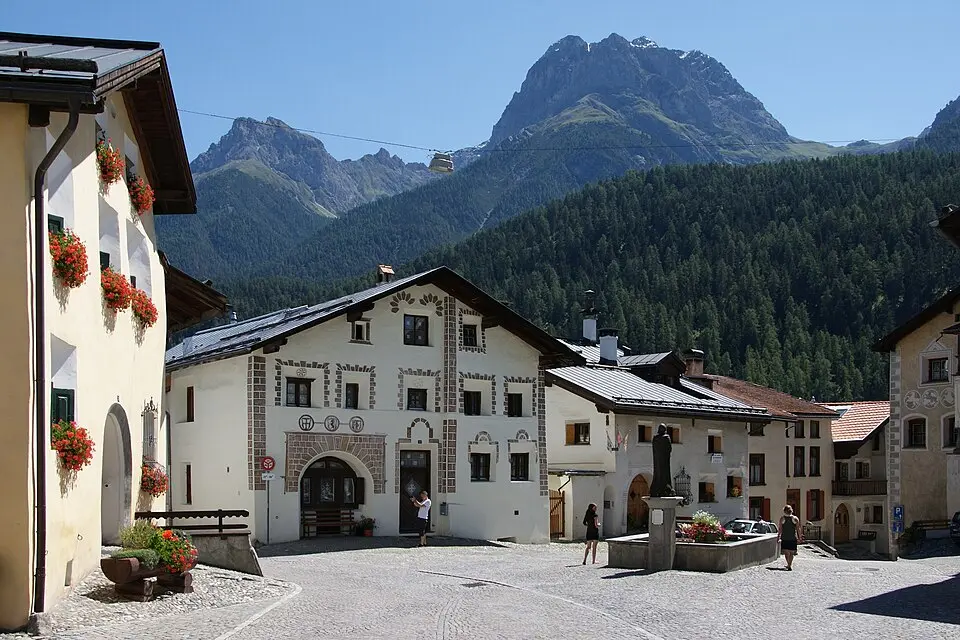 Piz Ajüz