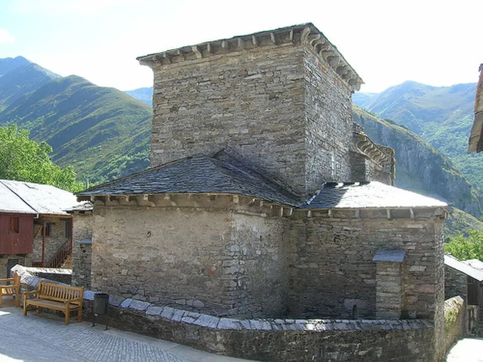 iglesia de Santiago de Peñalba