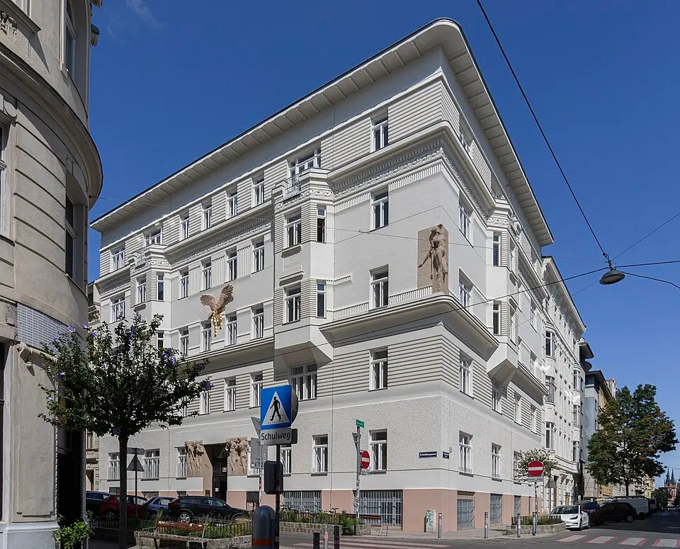 Amtsgebäude, Finanzamt