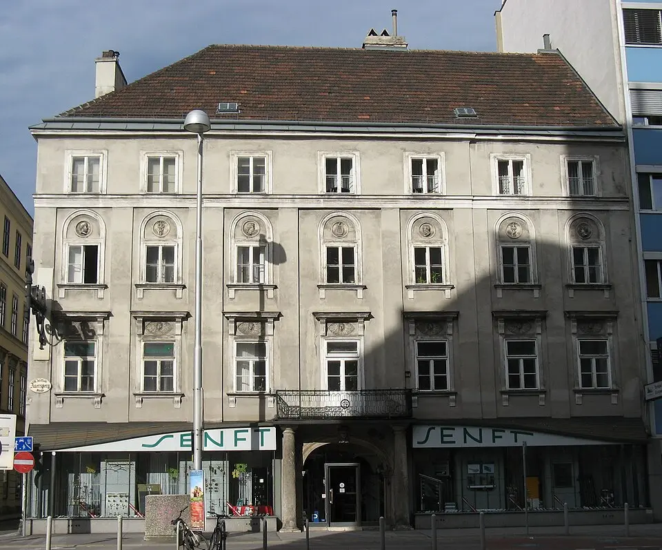 Miethaus, Bei den Schmiedten