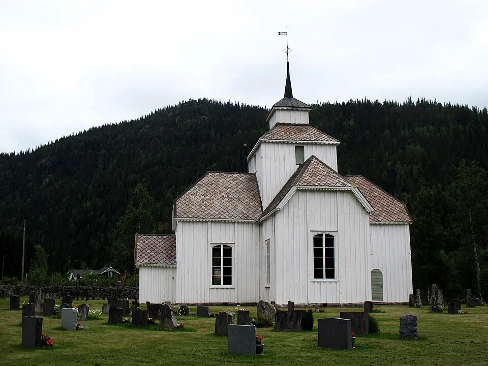 Åmotsdal kirke