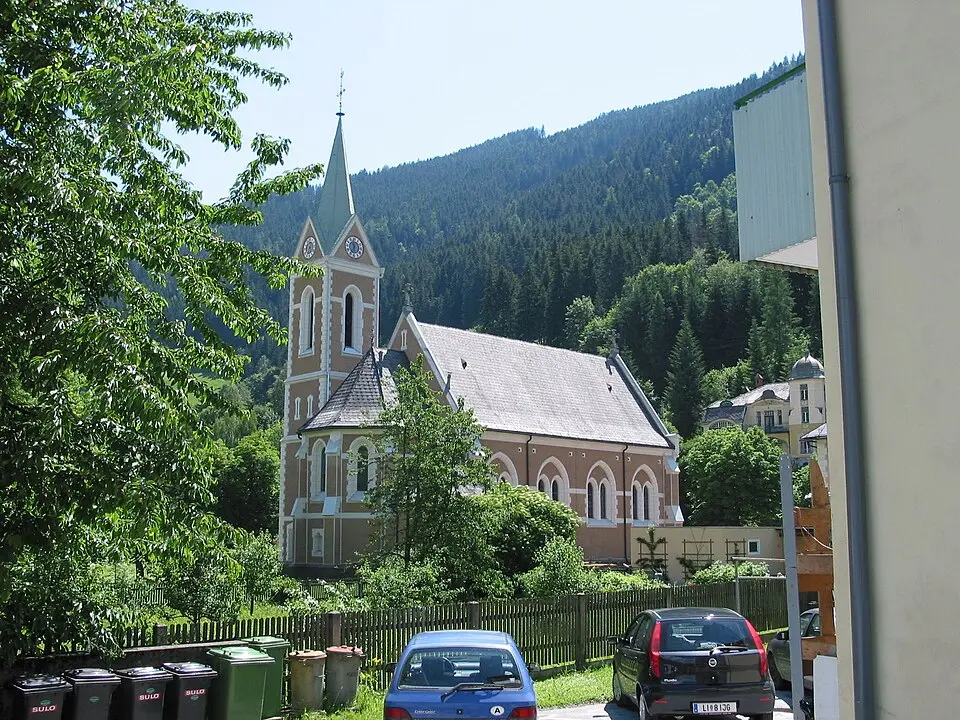 Kath. Pfarrkirche Herz Jesu