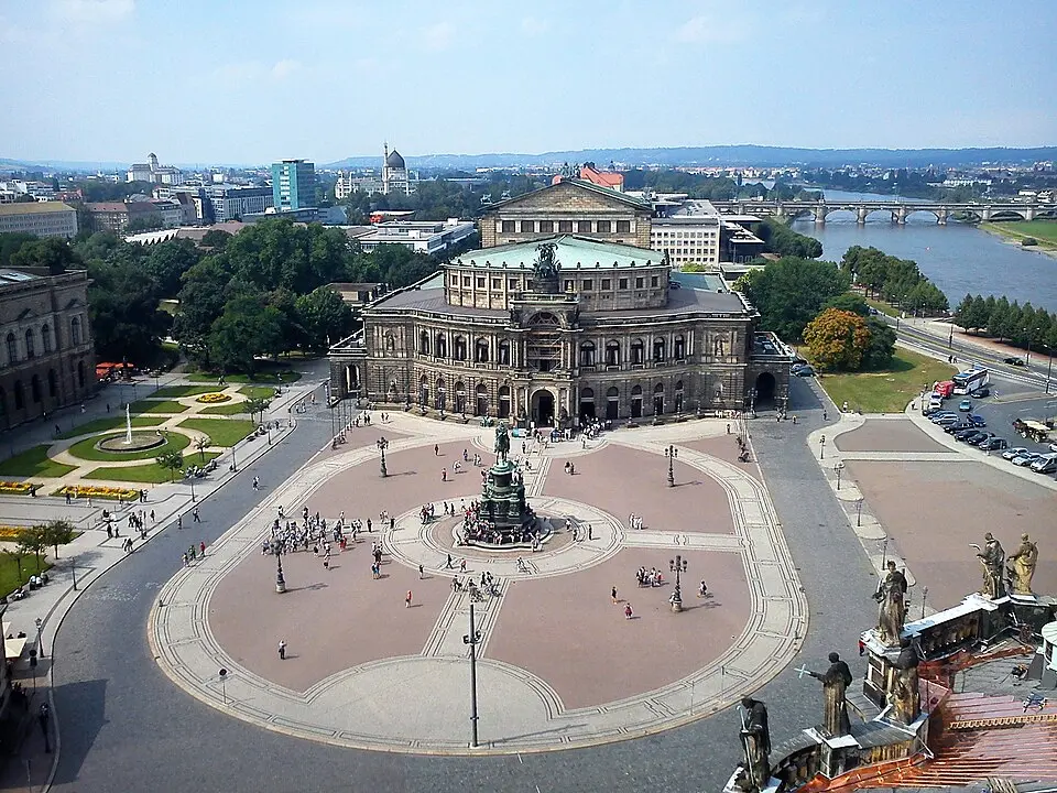 Theaterplatz