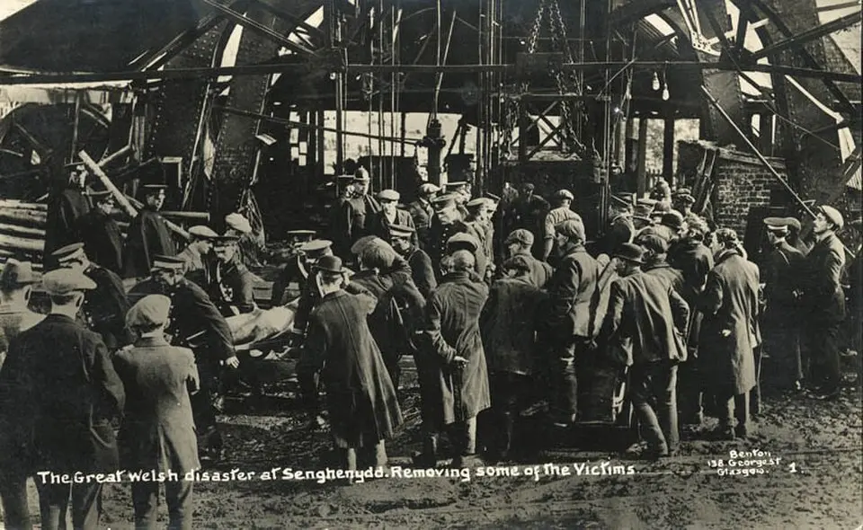 Obrázok: W. Benton · CC0 Senghenydd Colliery Disaster