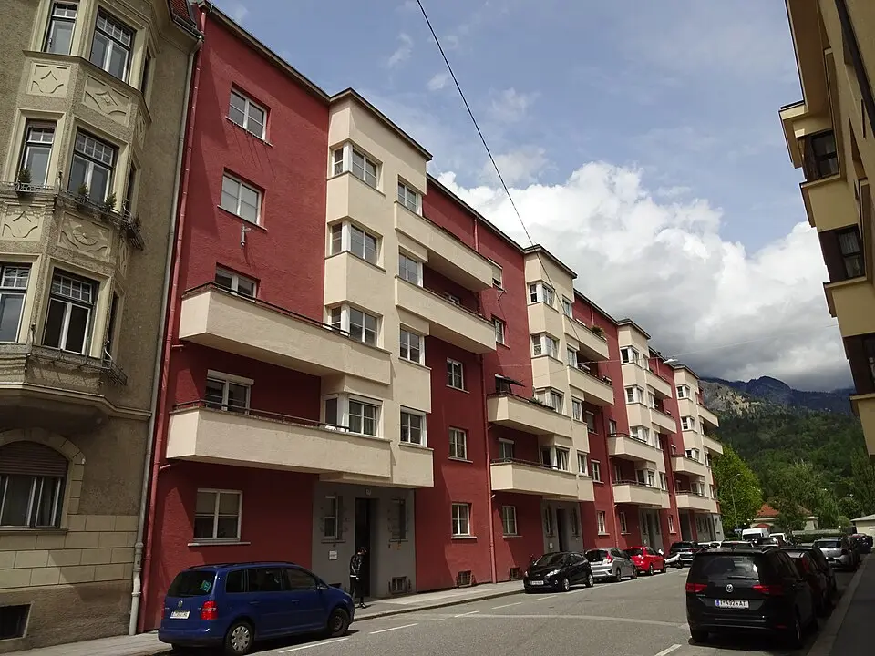 Kommunaler Wohnbau, Sennblock (Sennstraße, Gutenbergstraße, Verdroßplatz)