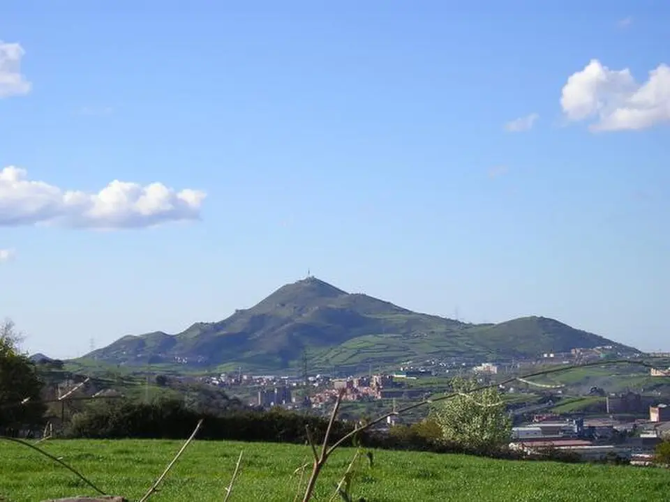 Serantes (monte)