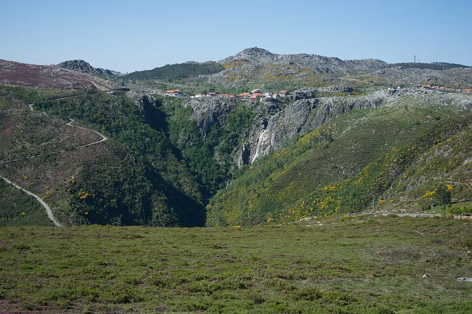 União das Freguesias de Cabreiros e Albergaria da Serra