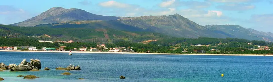 Kép: Luis Miguel Bugallo Sánchez (http://commons.wikimedia.org/wiki/User:Lmbuga) · CC BY-SA 3.0 Sierra del Barbanza