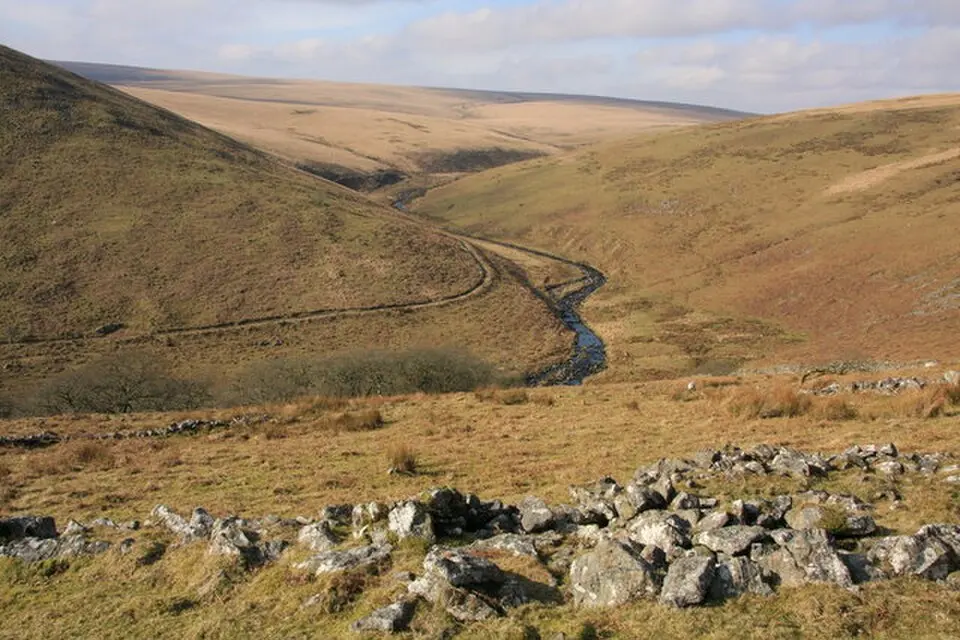 Enclosure and hut circles at Piles Corner