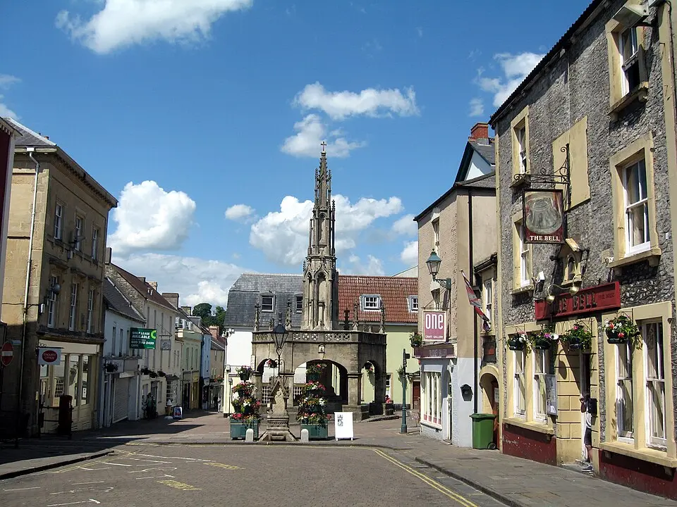 Image: Wurzeller · CC BY-SA 3.0 Shepton Mallet