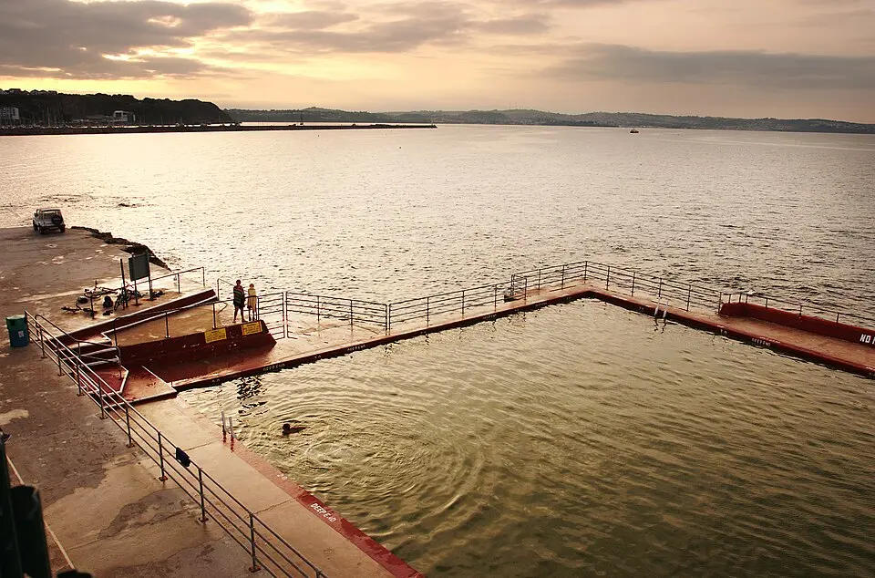 Shoalstone Pool