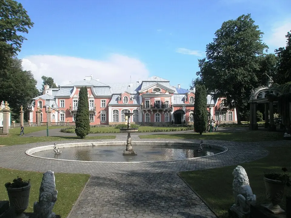 Palace in Siary