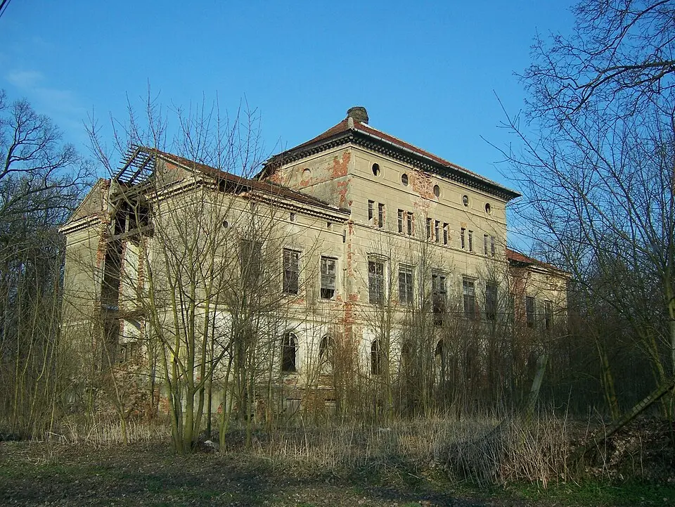 Zespół pałacowy