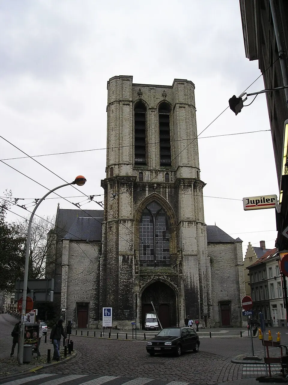 Image: Vitaly Volkov · CC BY 2.5 Saint Michael's Church, Ghent