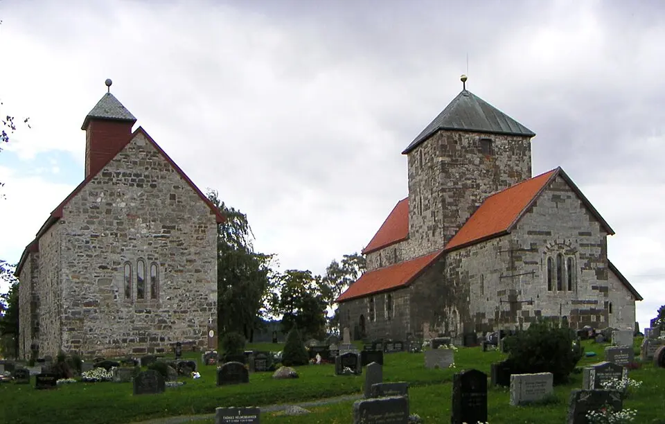 Søsterkirkene på Gran