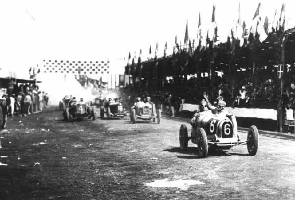 Immagine: Acerbo4 · Public domain circuito di Pescara