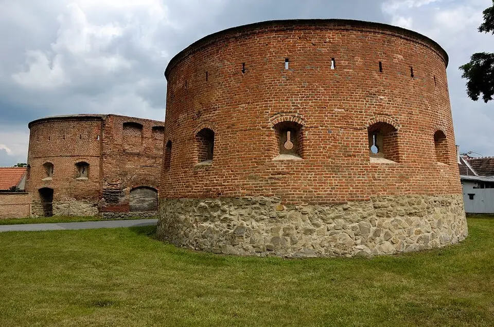 městské opevnění ve Strážnici