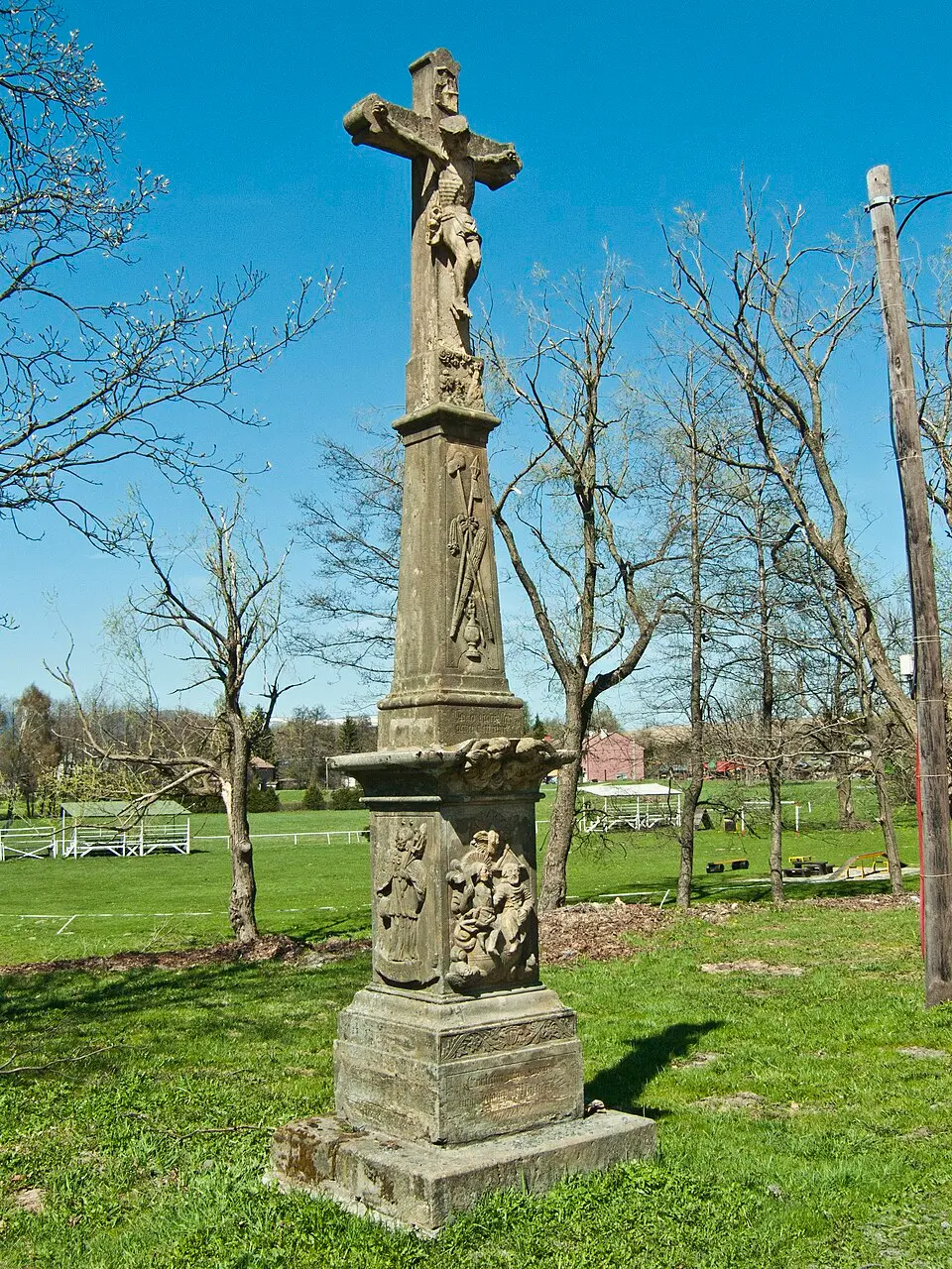 Skály
