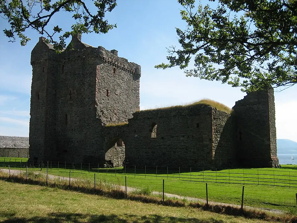 Image: Ingo Wölbern · Public domain Skipness Castle