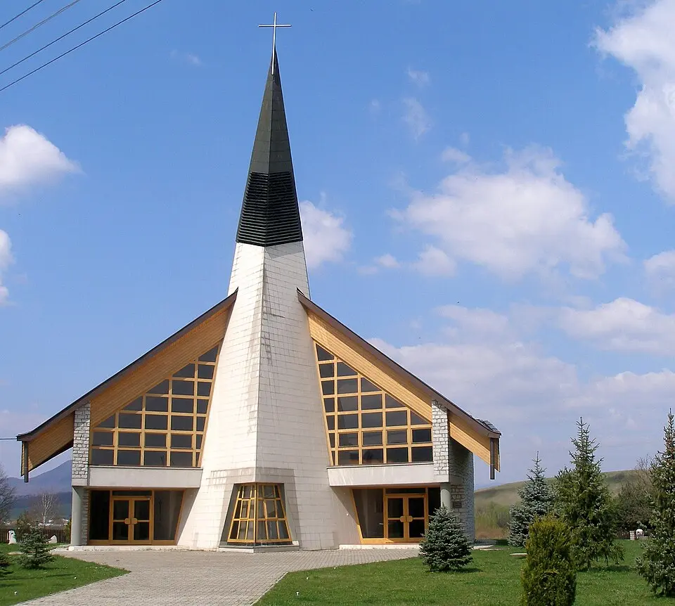 Obrázek: Jozef Kotulič · CC BY 3.0 Lada