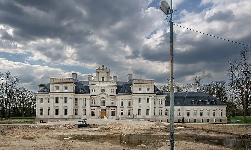 Palast Chróstnik