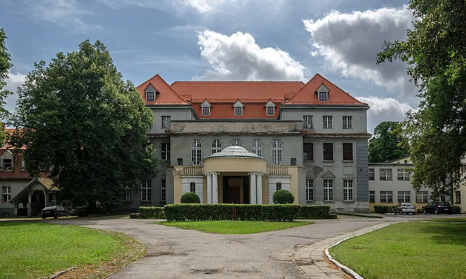 Zespół pałacowy w Gronowie