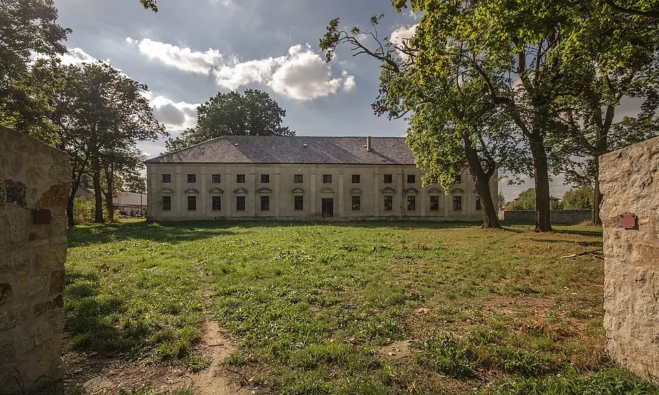 Zespół pałacowy