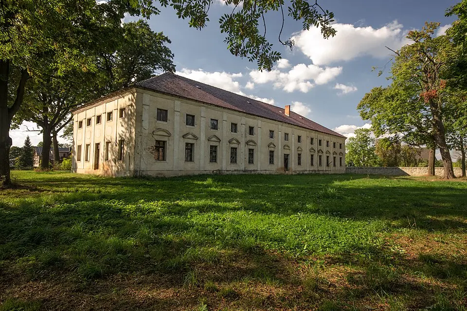 Pałac w Krzywiczynach