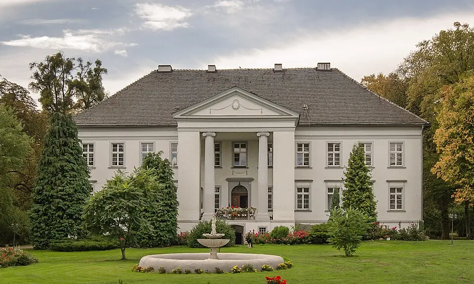 Pałac w Maciejowie